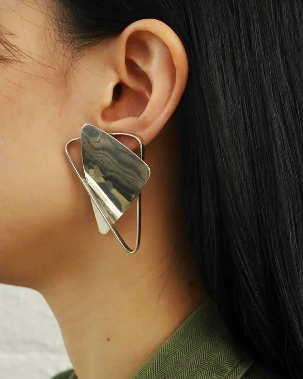 Refined Triangle Earrings